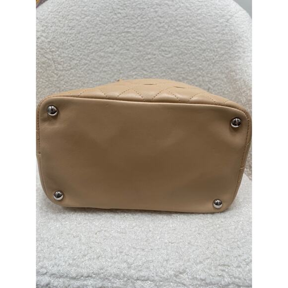 Chanel Cambon Line Medium Tote - Picture 5 of 5